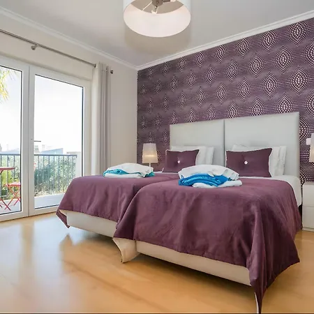 Family 3br Townhouse W Pool Terrace * Alvor