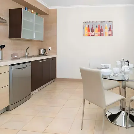 Holiday home Family 3br Townhouse W Pool Terrace Alvor
